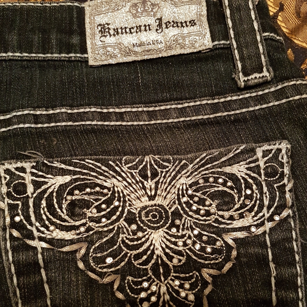 3/$60 Sz30/31 Spandex/Cotton Mid Rise Skinny Fancy Jeans